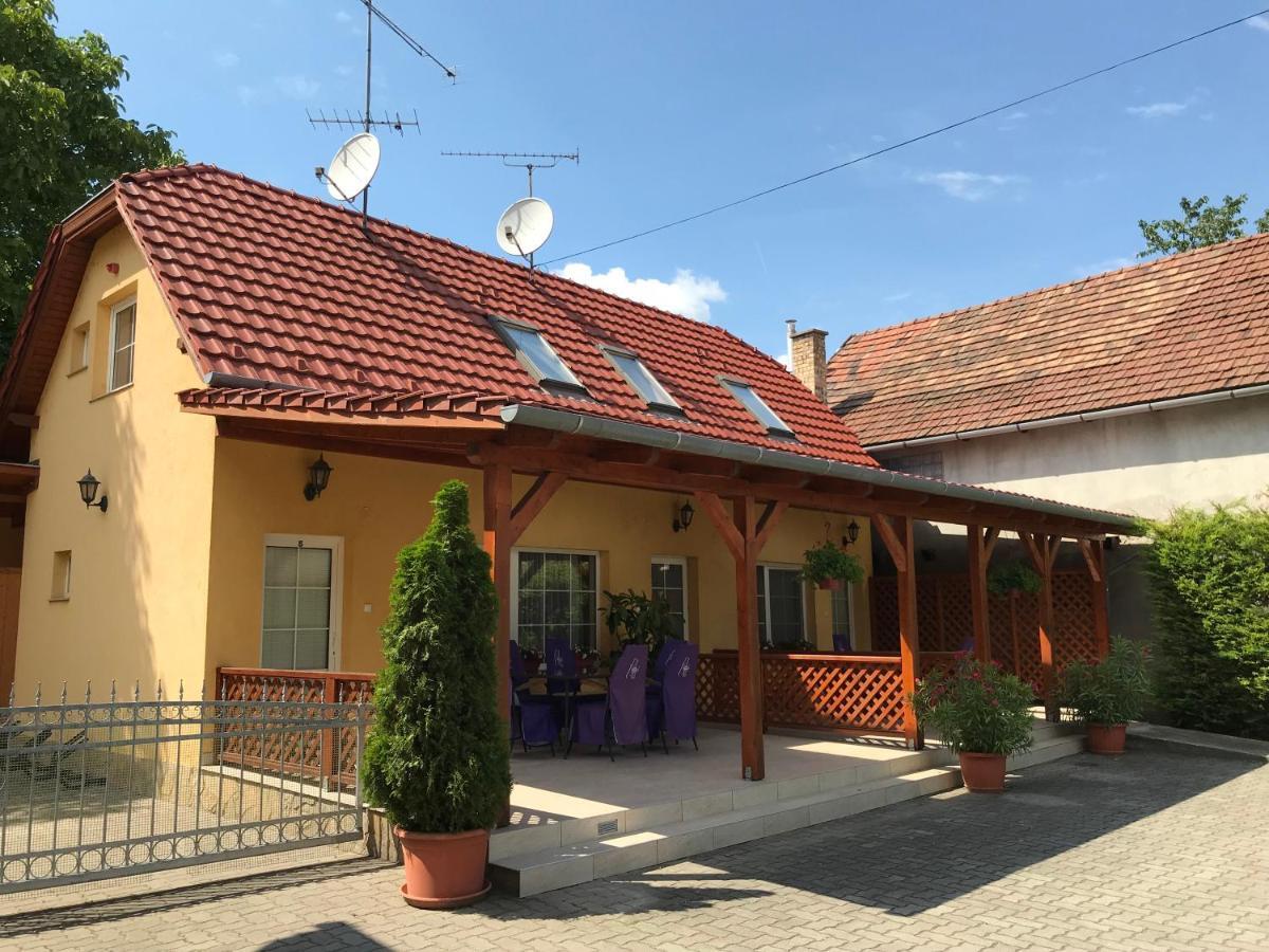 Hôtel Szent Istvan Fogado à Nagymaros Extérieur photo